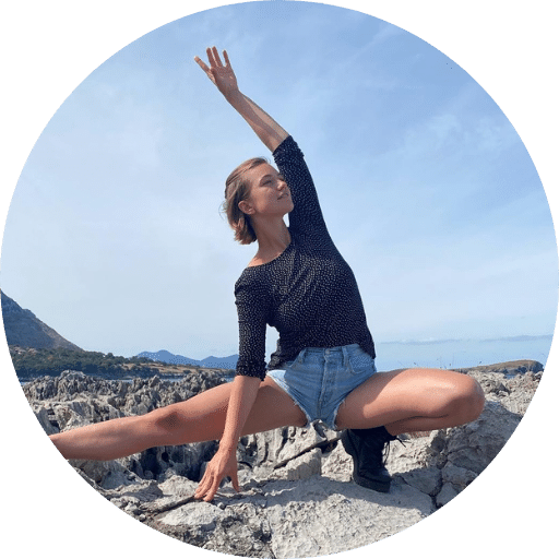Melina Schoedon Yoga Trainerin